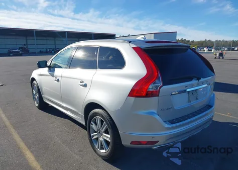 2017 Volvo Xc60 T5 Inscription z USA, uszkodzony, nr VIN YV440MDUXH2212617